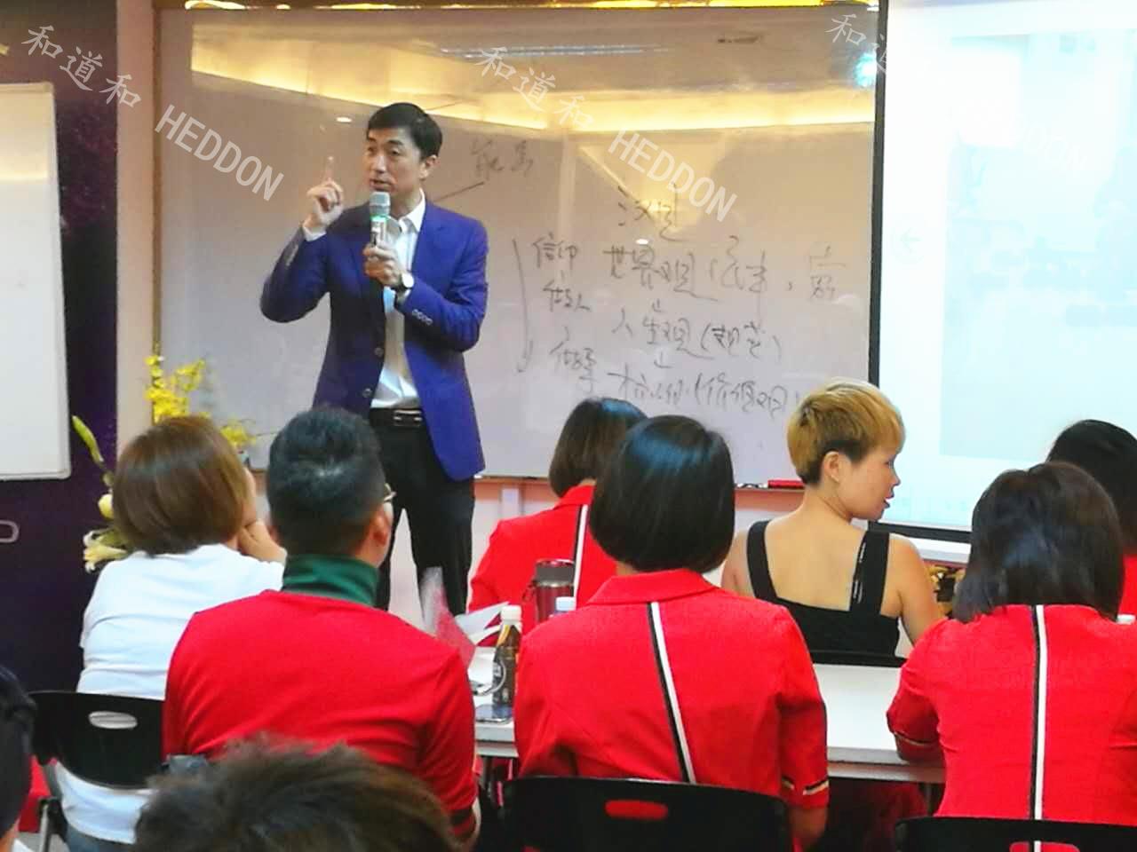 阿米巴經(jīng)營助力百絲服飾，以百米沖刺的速度力爭行業(yè)領(lǐng)導(dǎo)者！